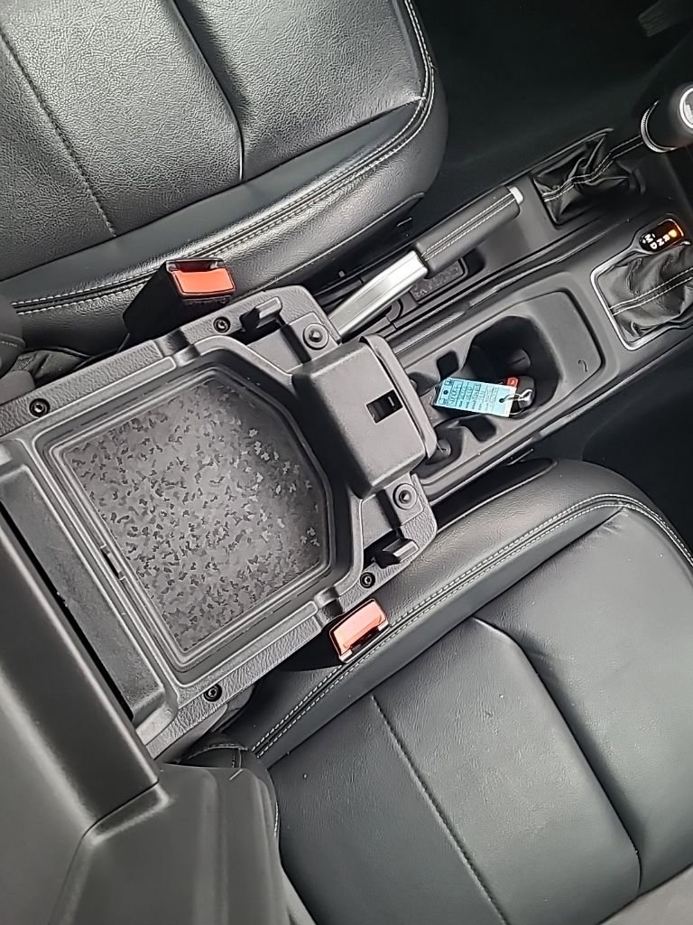 Used 2022 Jeep Wrangler Unlimited Sahara image 15