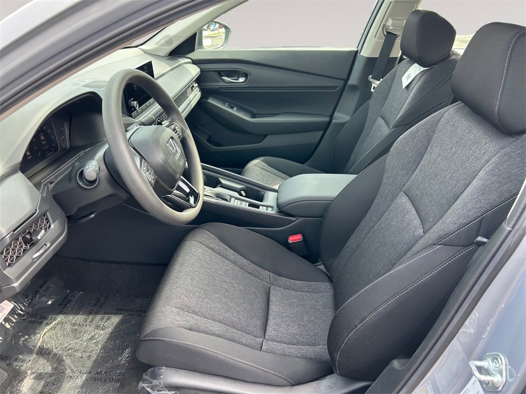 New 2025 Honda Accord SE image 9