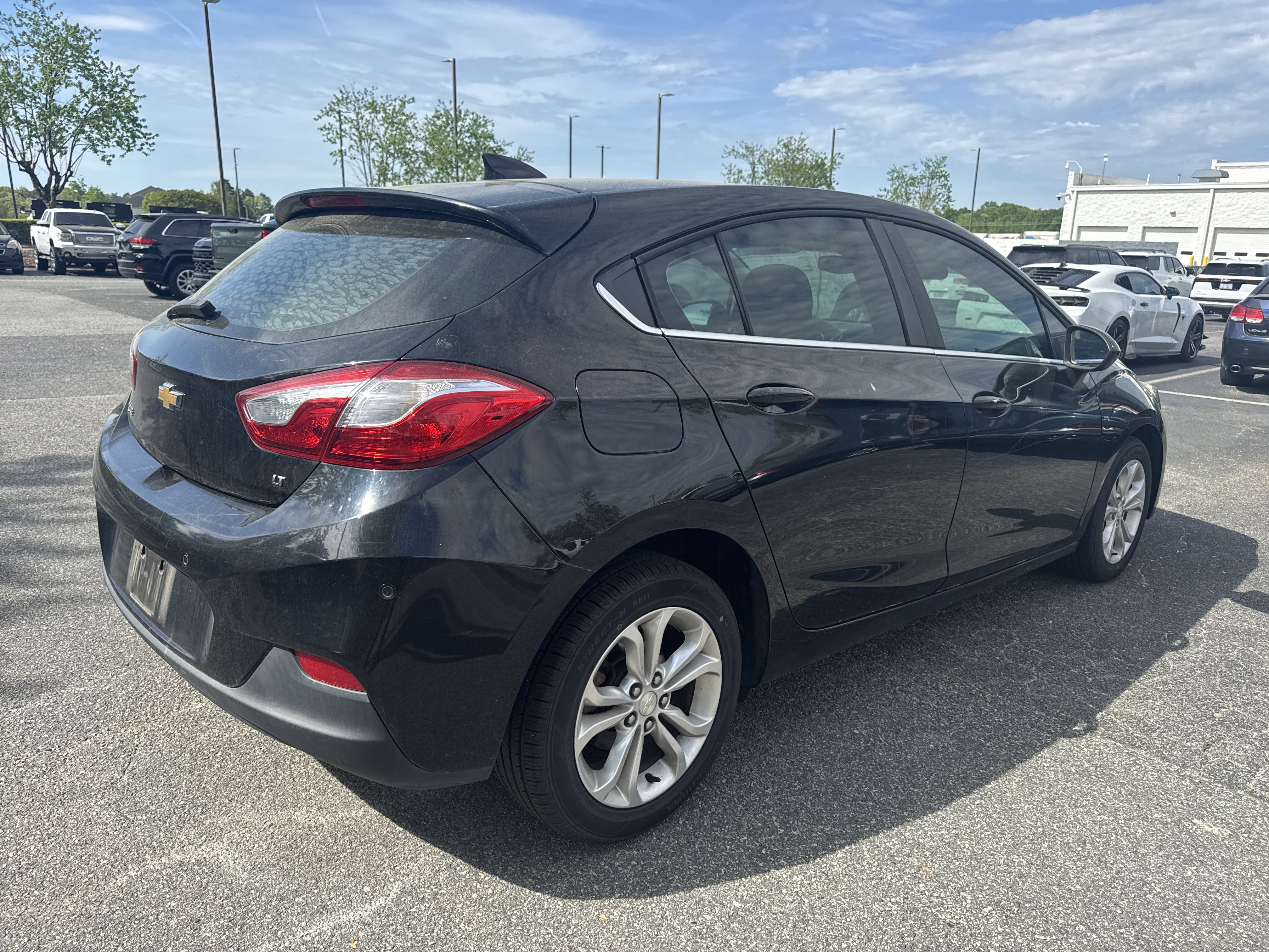 Used 2019 Chevrolet Cruze LT w/ Convenience Package image 10