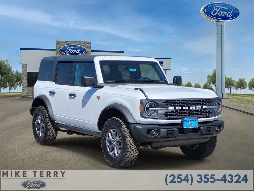 New 2025 Ford Bronco Badlands image 1
