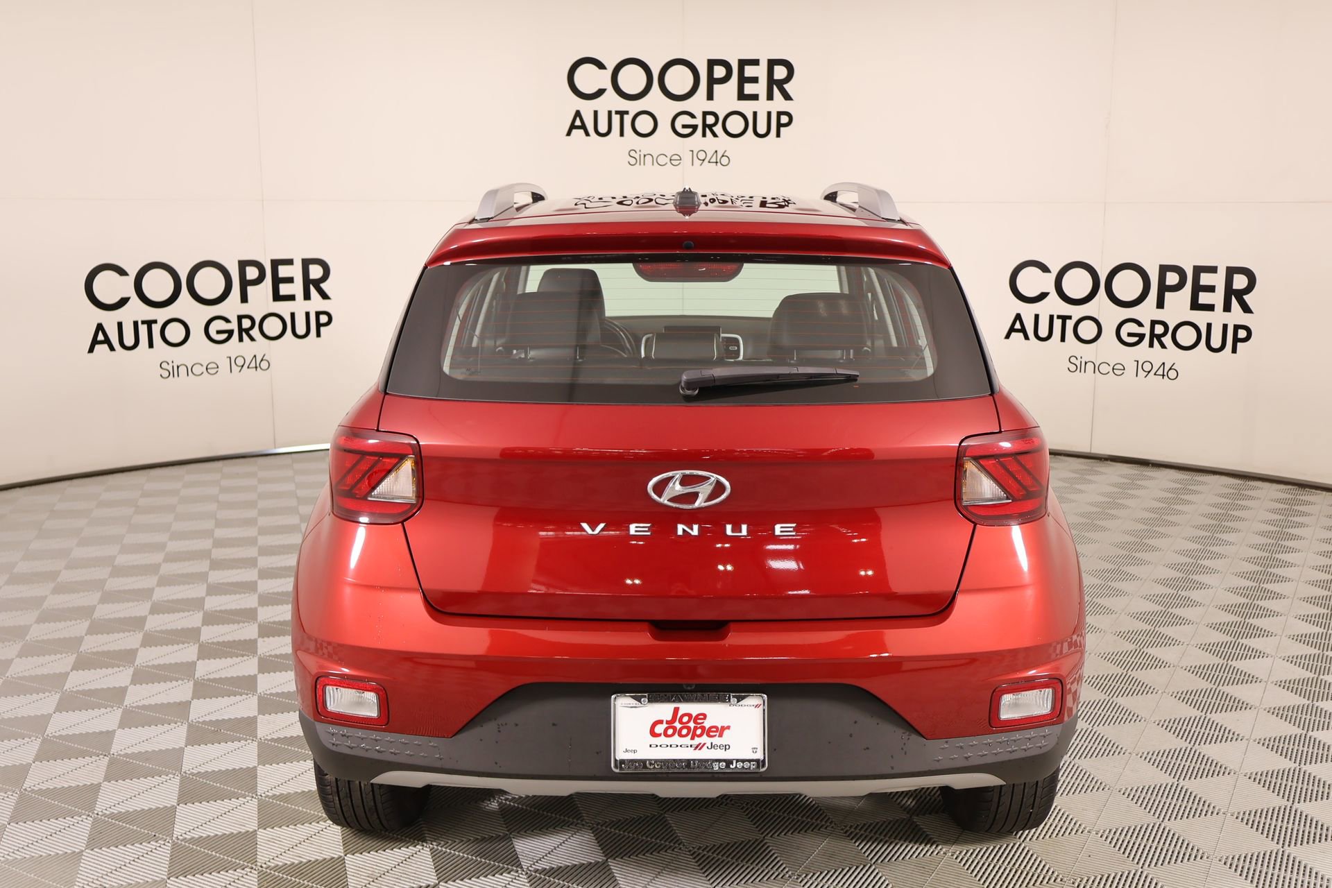Used 2025 Hyundai Venue Limited FWD image 22