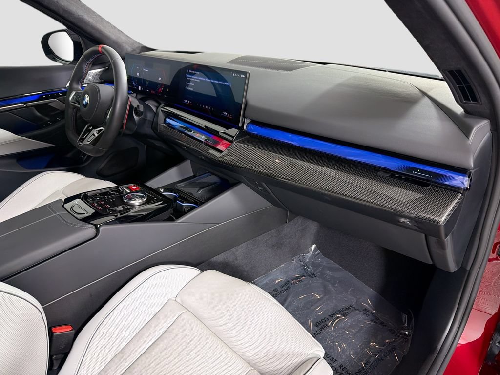 Used 2025 BMW M5 Touring AWD/4WD image 31