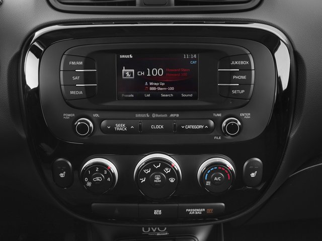 Used 2016 Kia Soul + image 9