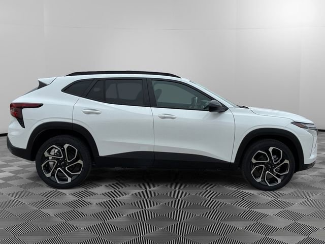 New 2026 Chevrolet Trax RS w/ Sunroof Package image 2