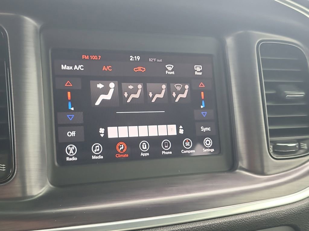 Used 2018 Dodge Charger SXT w/ Blacktop Package image 21