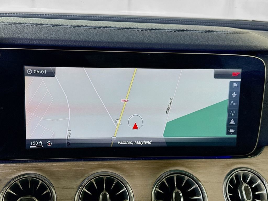 Used 2018 Mercedes-Benz E 400 Coupe image 4