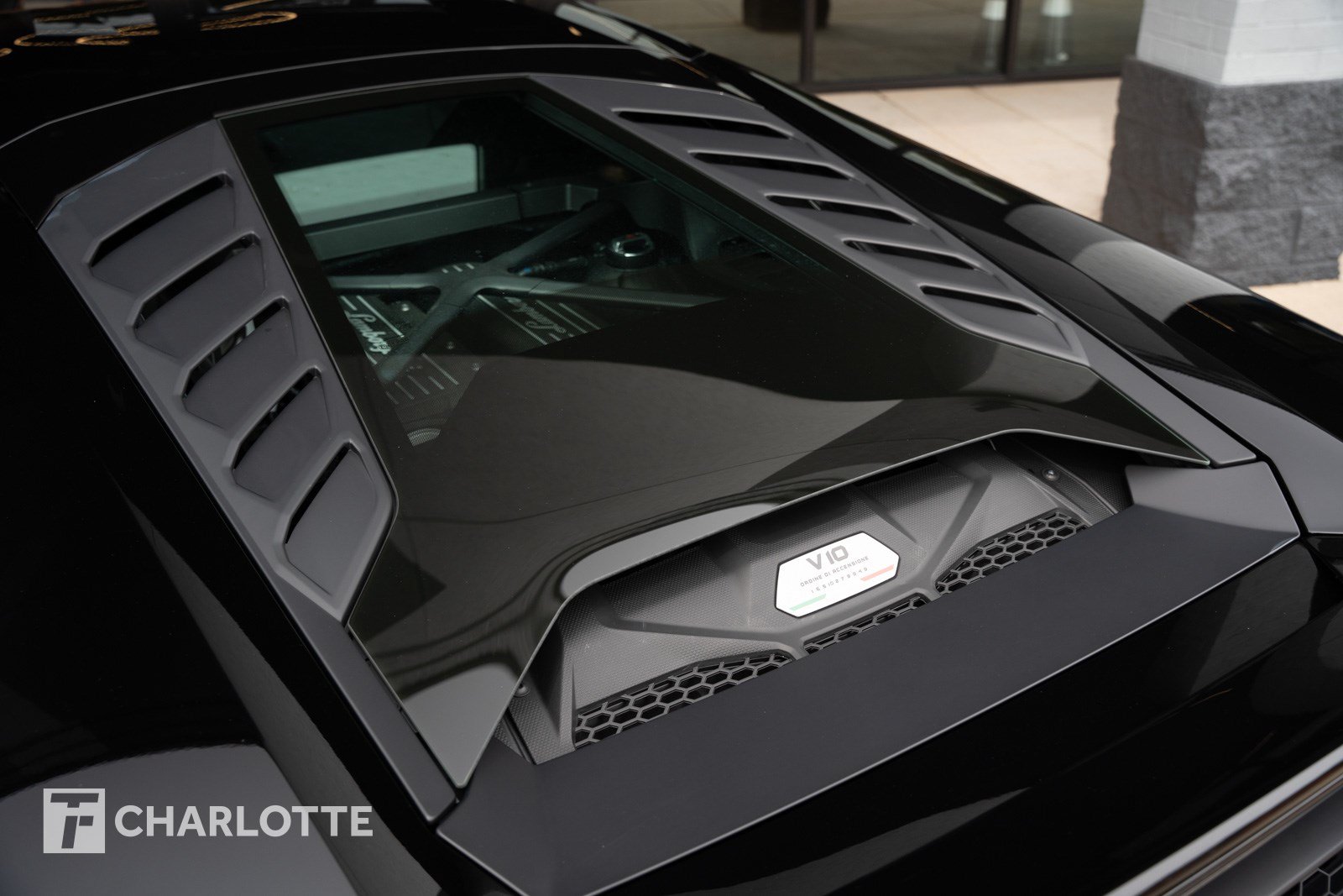 Used 2020 Lamborghini Huracan EVO RWD image 19