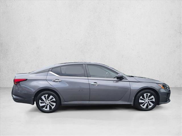 Certified 2025 Nissan Altima 2.5 S FWD image 4