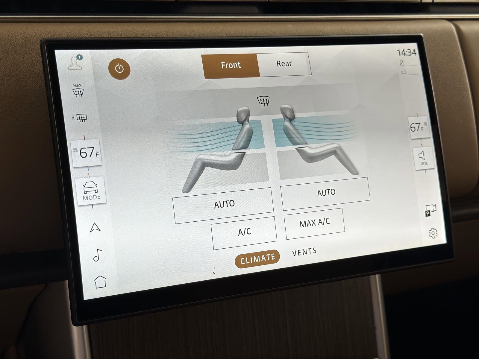 New 2026 Land Rover Range Rover Long Wheelbase SE image 14