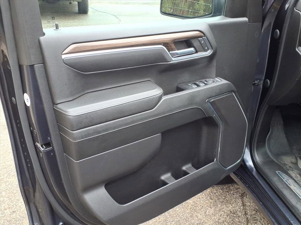 Used 2023 Chevrolet Silverado 1500 LT w/ LPO, Liner Protection Package image 4