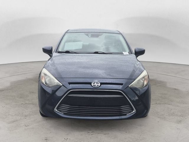 Used 2016 Scion iA FWD image 2