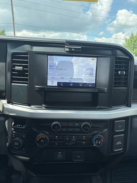 New 2025 Ford F550 4x4 Regular Cab Super Duty image 24