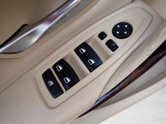 Used 2014 BMW 328i xDrive Sedan AWD/4WD image 13