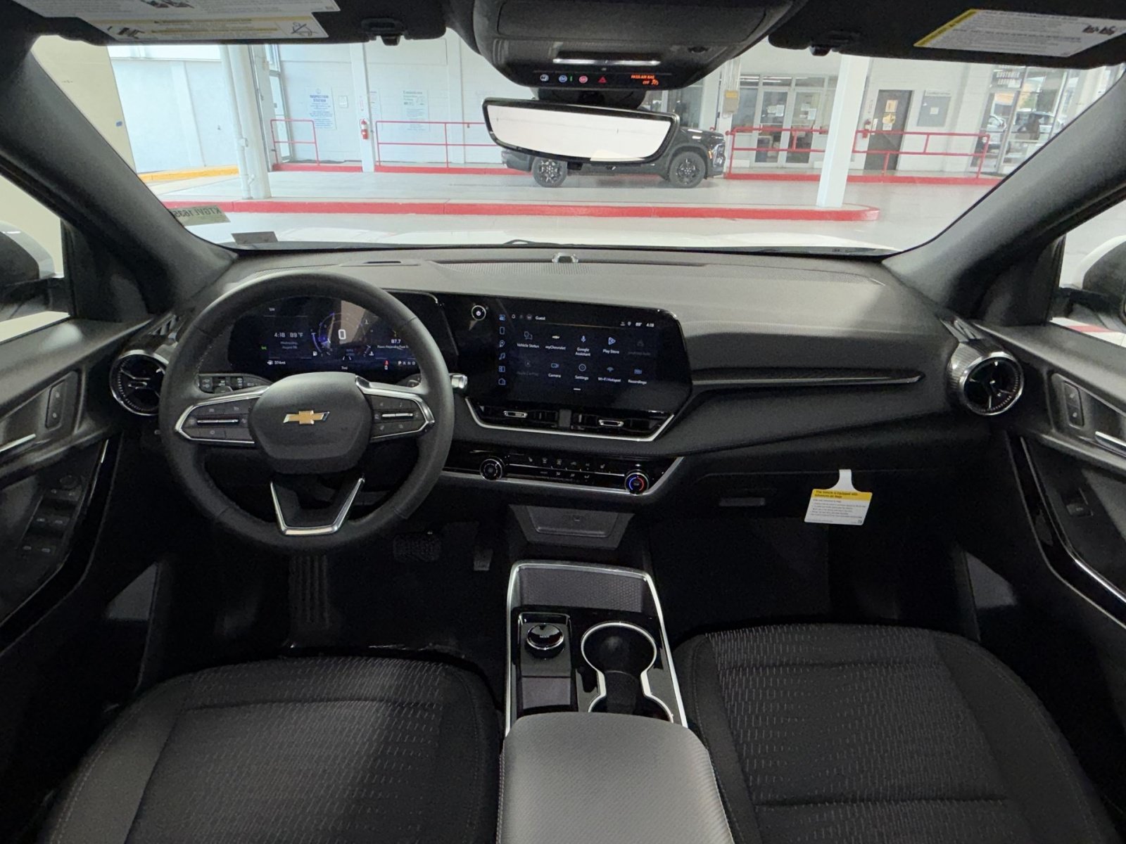 New 2027 Chevrolet Equinox LT w/ Safety and Technology Package FWD image 23
