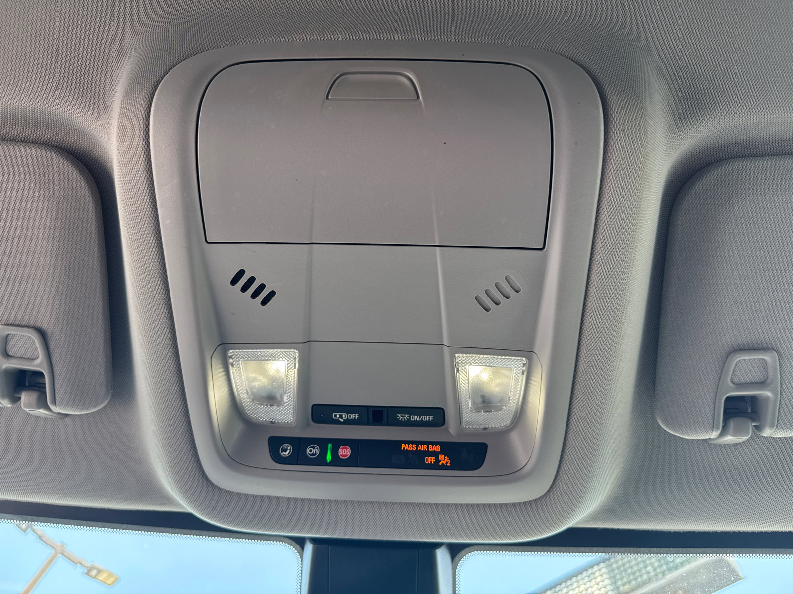 Used 2023 GMC Acadia SLE w/ Driver Convenience Package image 11