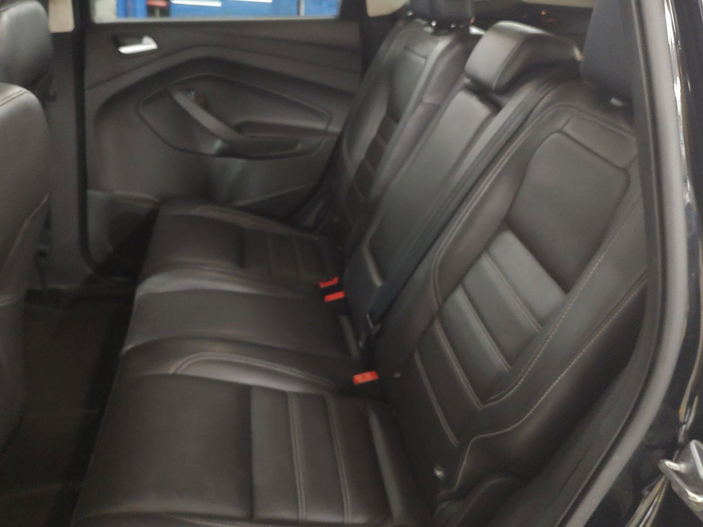 Used 2018 Ford Escape SEL w/ Canadian Touring Package image 19