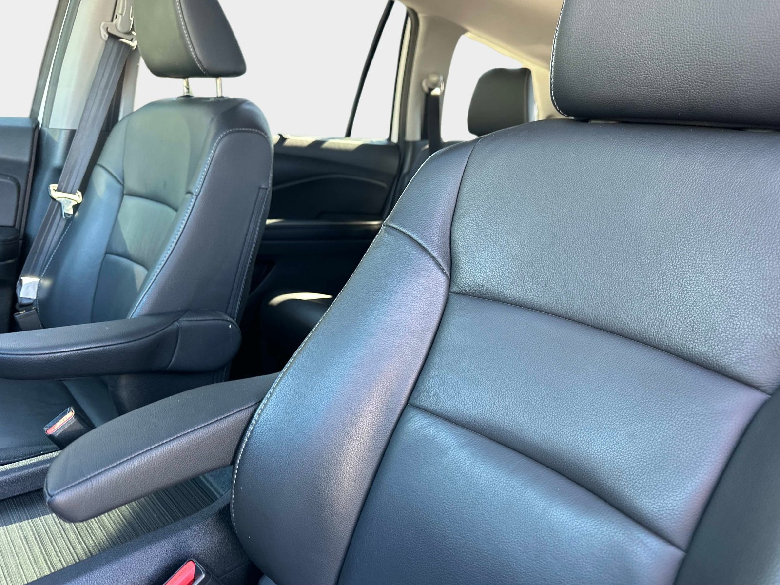 Used 2022 Honda Pilot Touring image 23