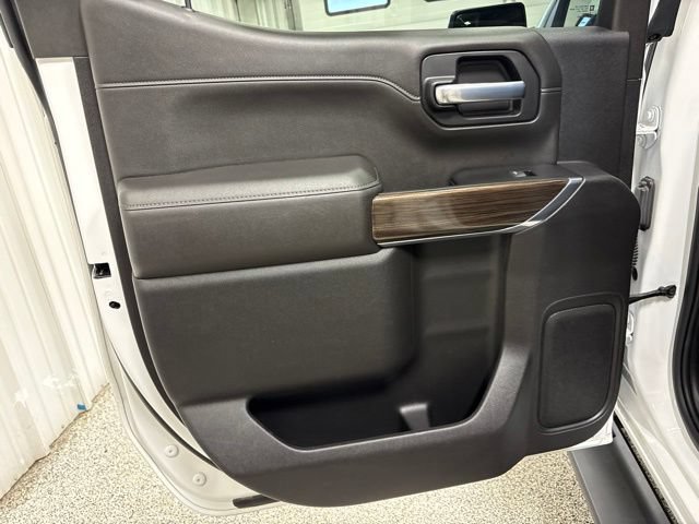 Used 2022 Chevrolet Silverado 1500 RST AWD/4WD image 26
