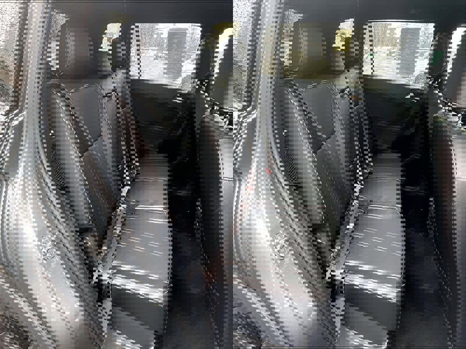 Used 2022 Volkswagen Tiguan SE R-Line image 16