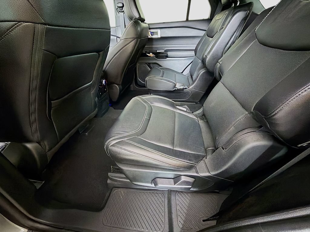 Used 2024 Ford Explorer ST w/ Equipment Group 401A AWD/4WD image 30
