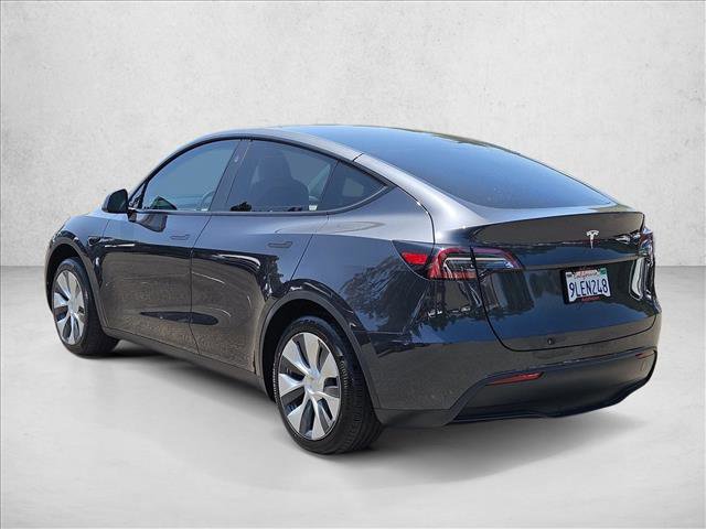 Used 2024 Tesla Model Y 2WD image 8