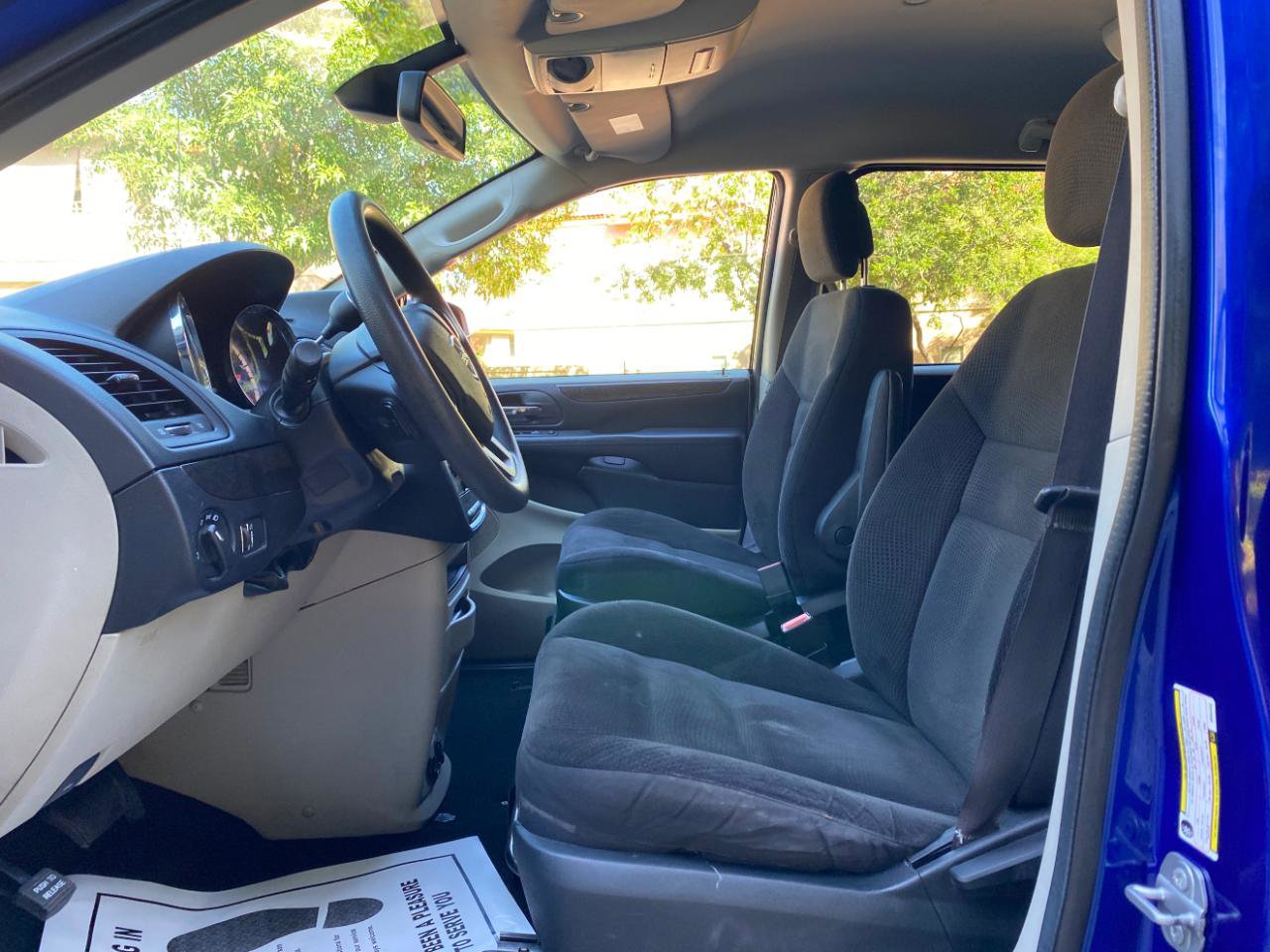 Used 2019 Dodge Grand Caravan SE FWD image 35