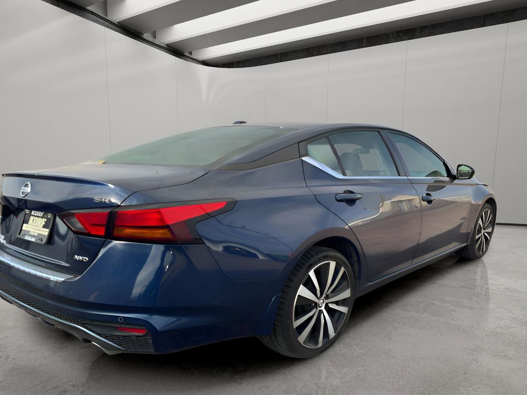 Used 2022 Nissan Altima 2.5 SR image 5