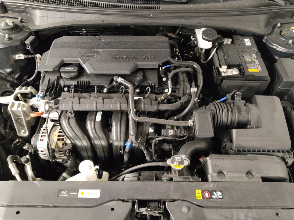 Used 2023 Hyundai Elantra SEL image 30