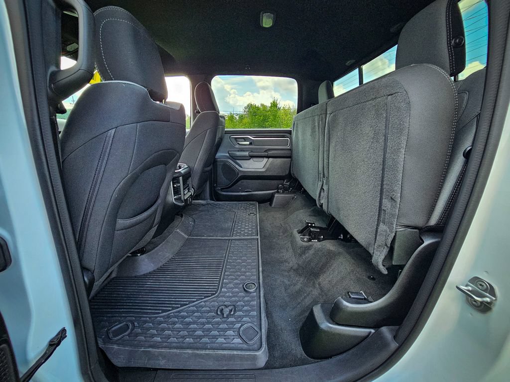 Used 2022 RAM 1500 Big Horn AWD/4WD image 36