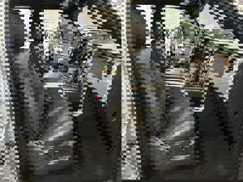 Used 2014 Ford F150 Raptor w/ Equipment Group 801A Luxury image 17