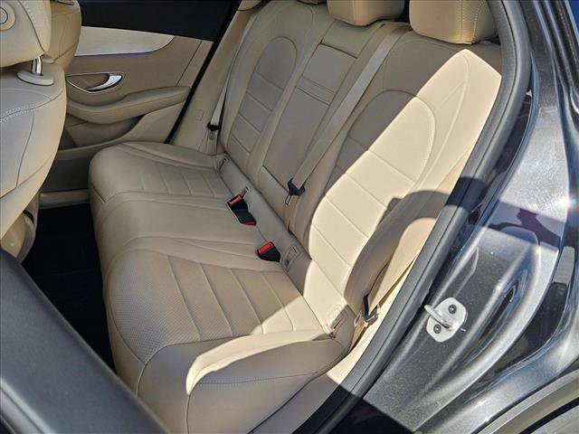 Used 2022 Mercedes-Benz GLC 300 image 17