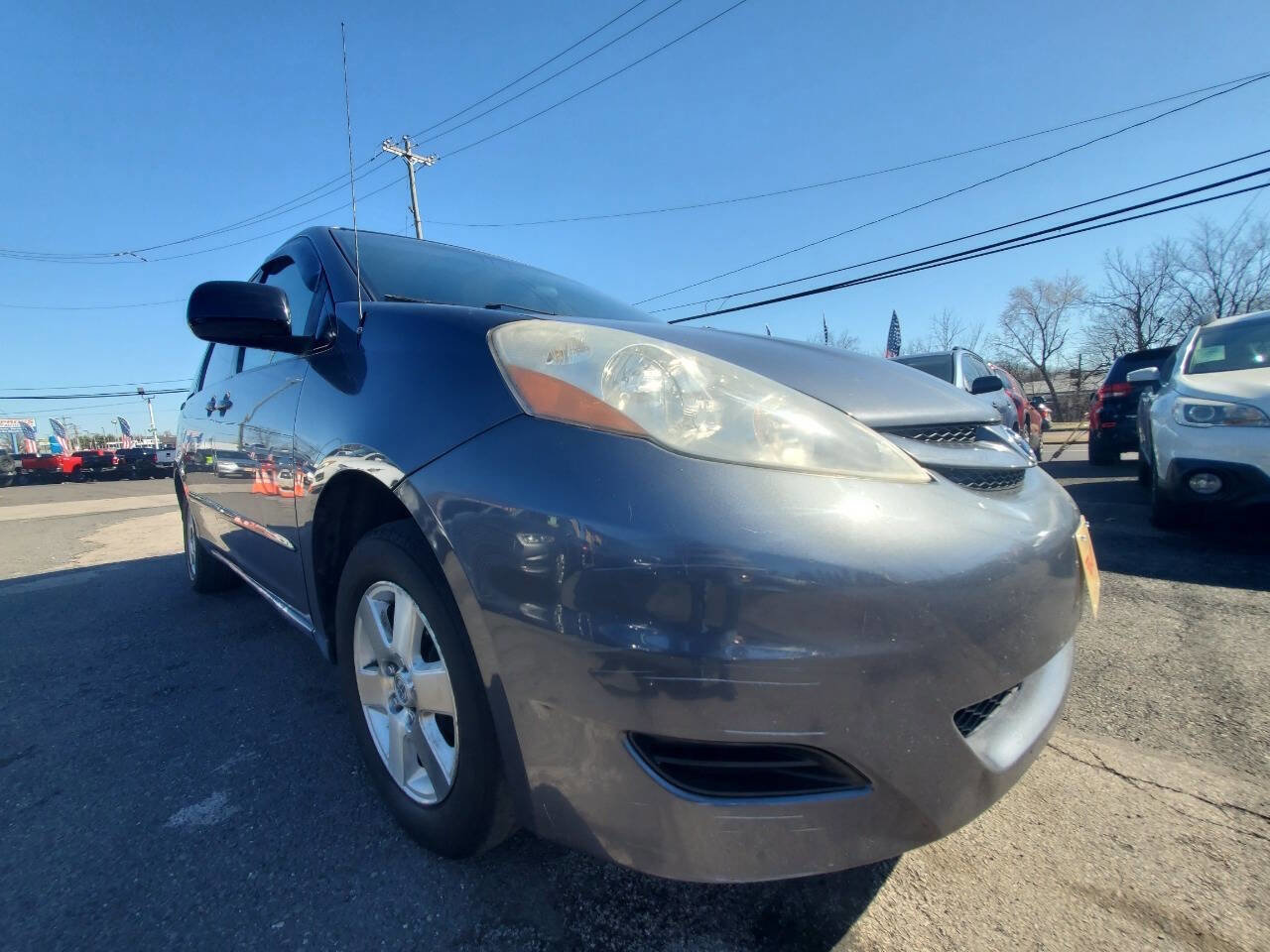 Used 2007 Toyota Sienna LE image 1