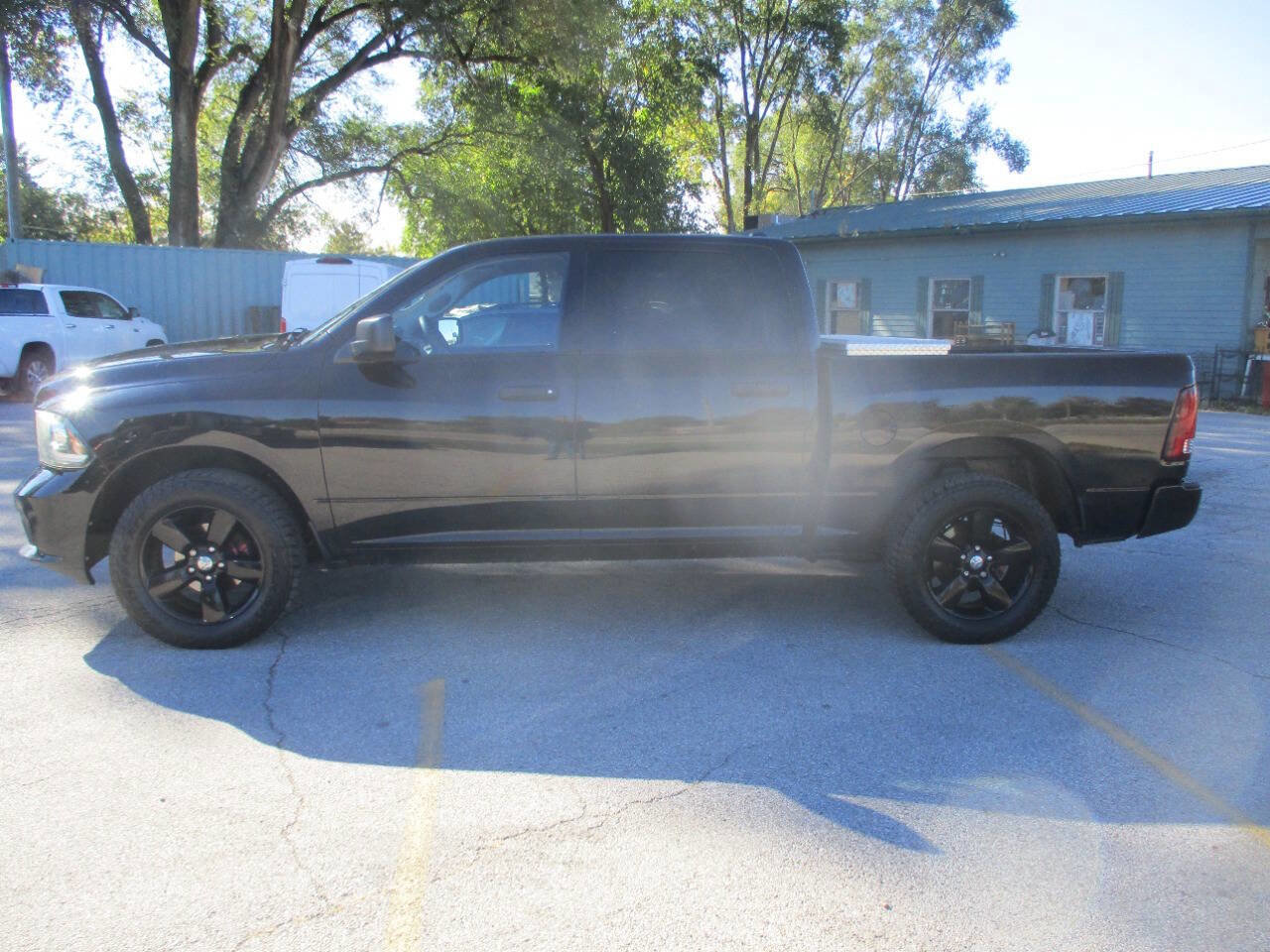 Used 2014 RAM 1500 Express w/ Black Ram 1500 Express Group image 2