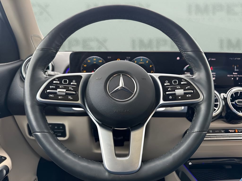 Used 2022 Mercedes-Benz GLB 250 4MATIC w/ Premium Package Lite image 14