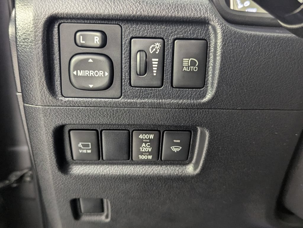 Used 2023 Toyota 4Runner Limited RWD image 13