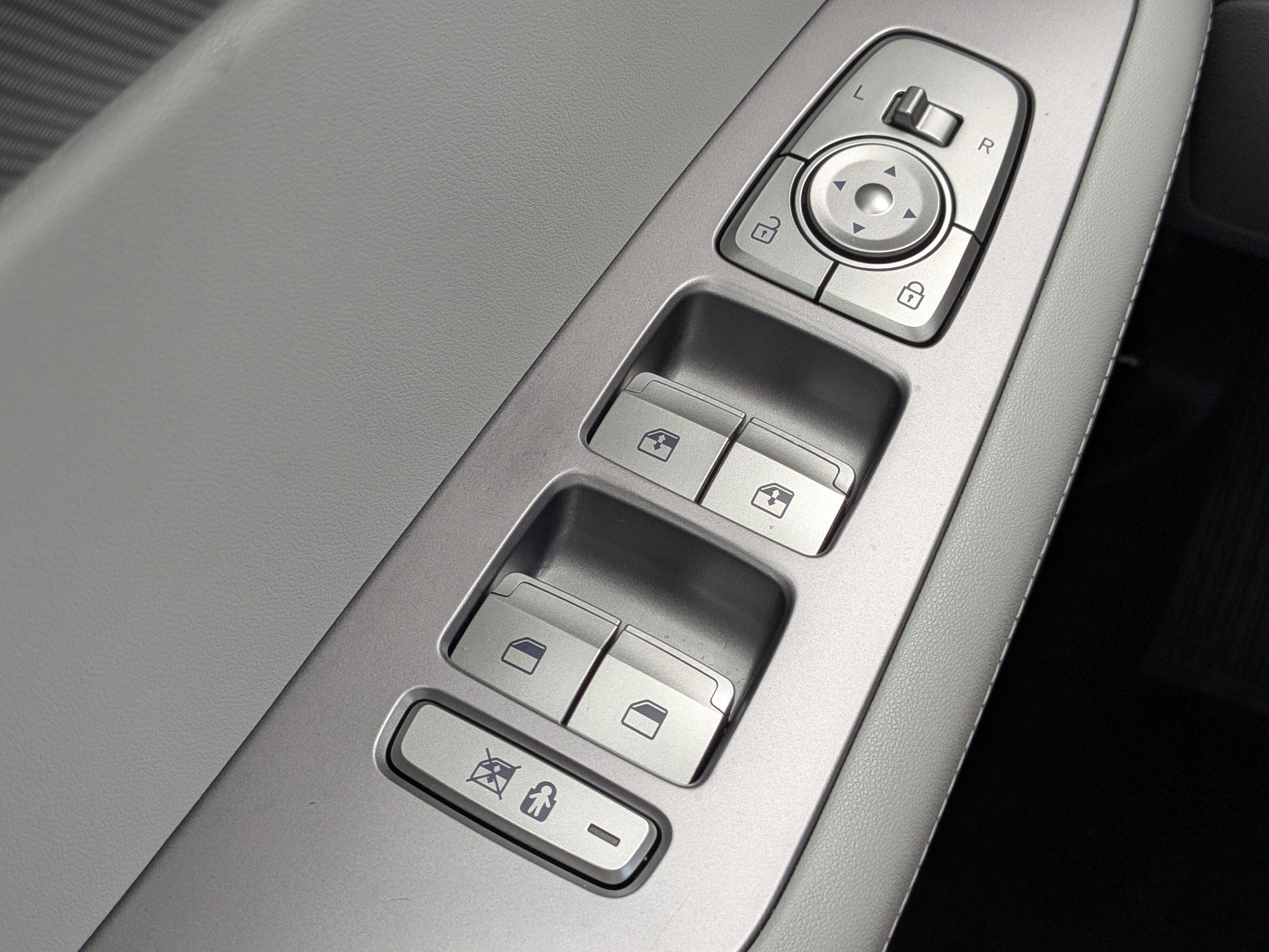 Used 2024 Hyundai Palisade SEL image 28