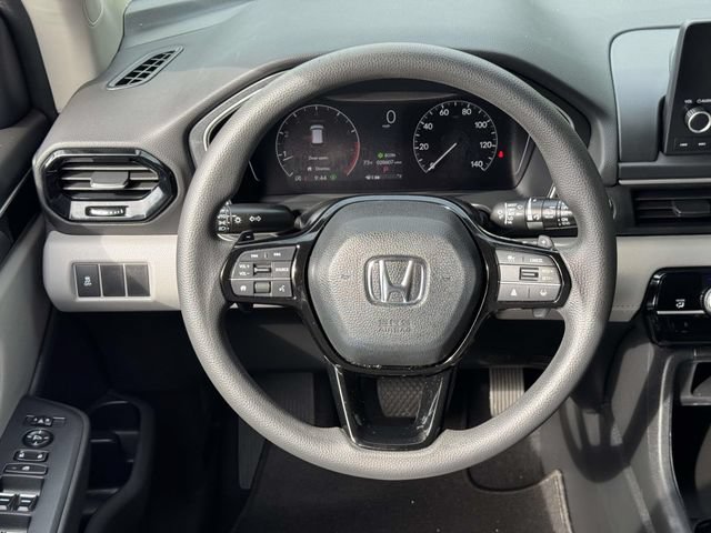 Certified 2023 Honda Pilot LX image 13