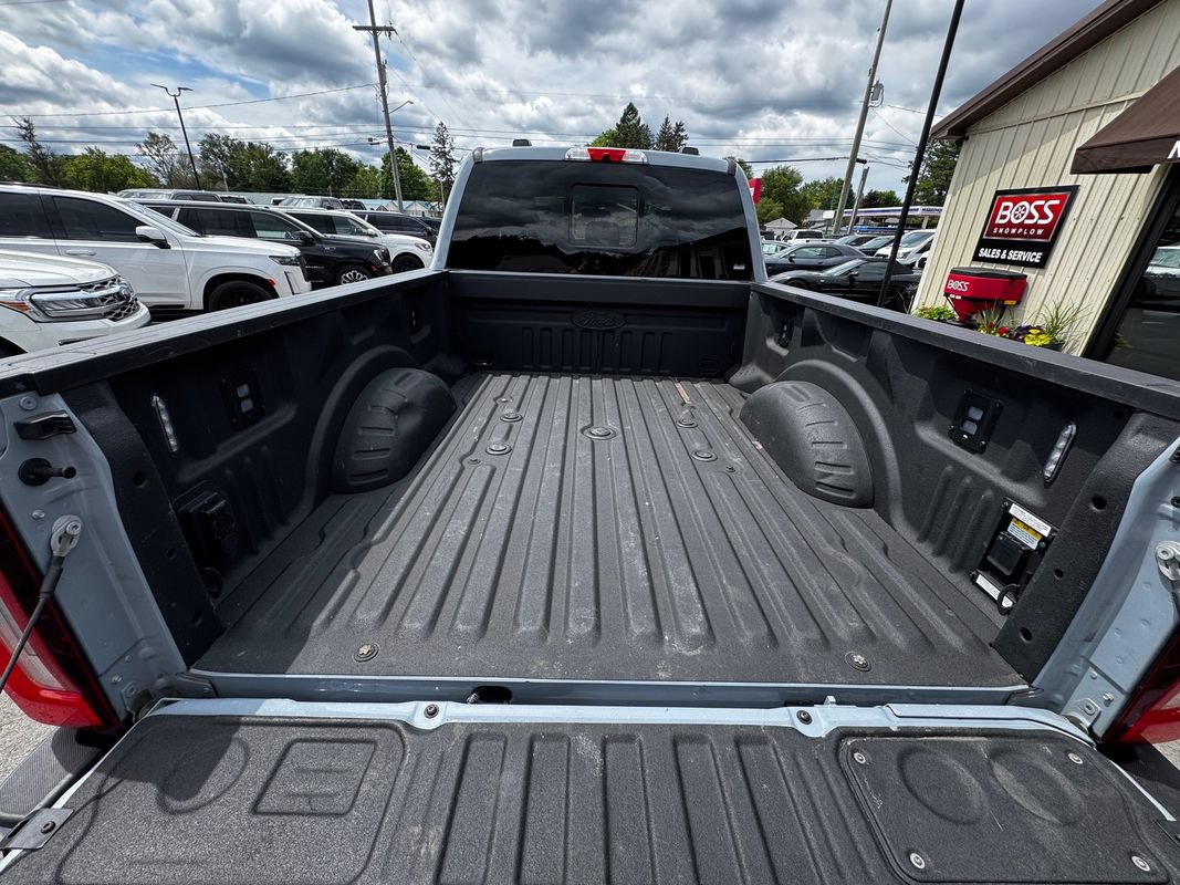 Used 2024 Ford F350 Limited w/ FX4 Off-Road Package AWD/4WD image 47