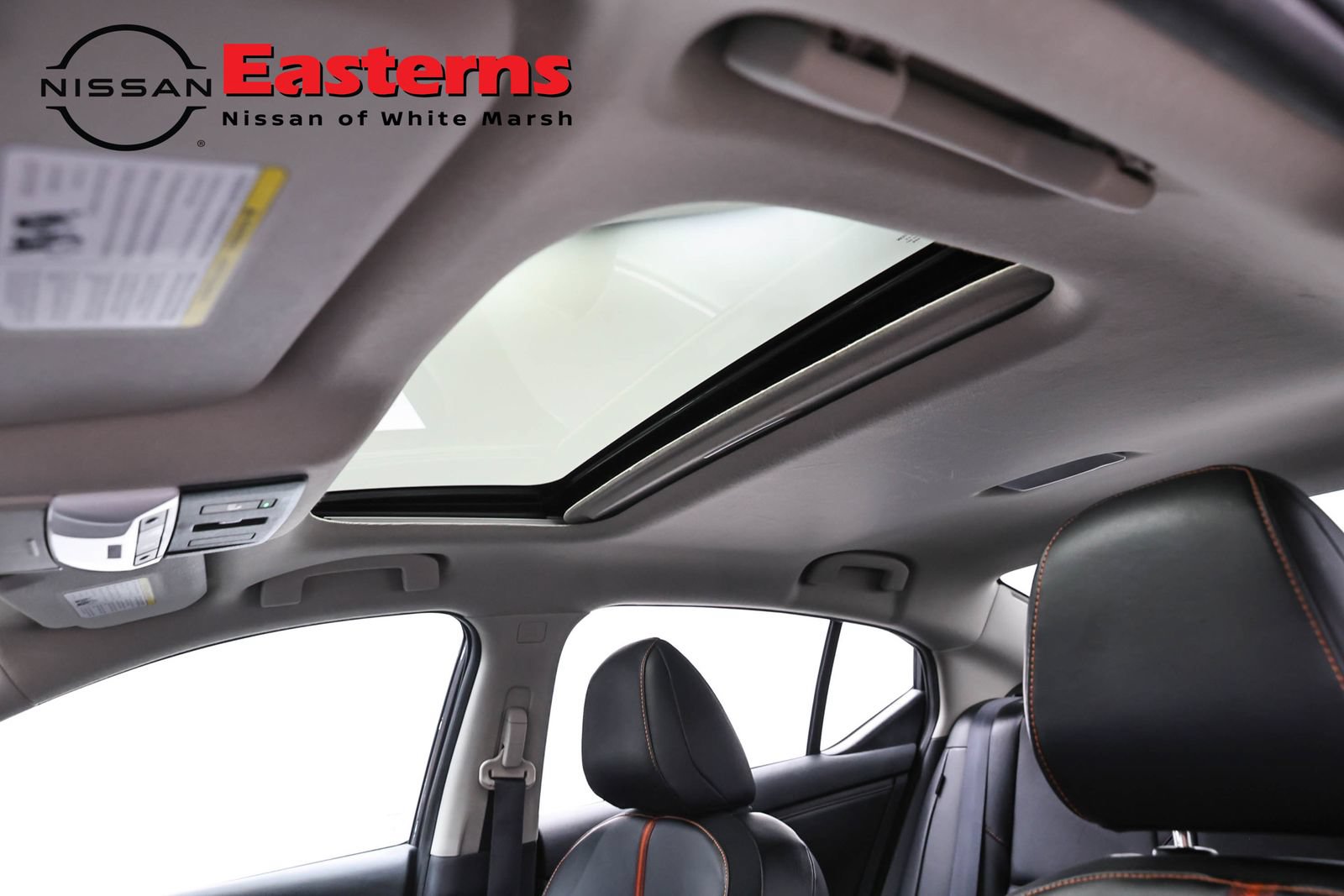 Used 2023 Nissan Sentra SR w/ SR Premium Package FWD image 34