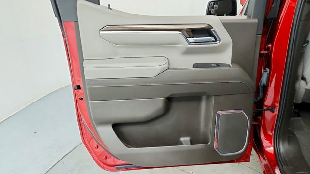 Used 2023 Chevrolet Silverado 1500 LT Trail Boss w/ Convenience Package II image 17