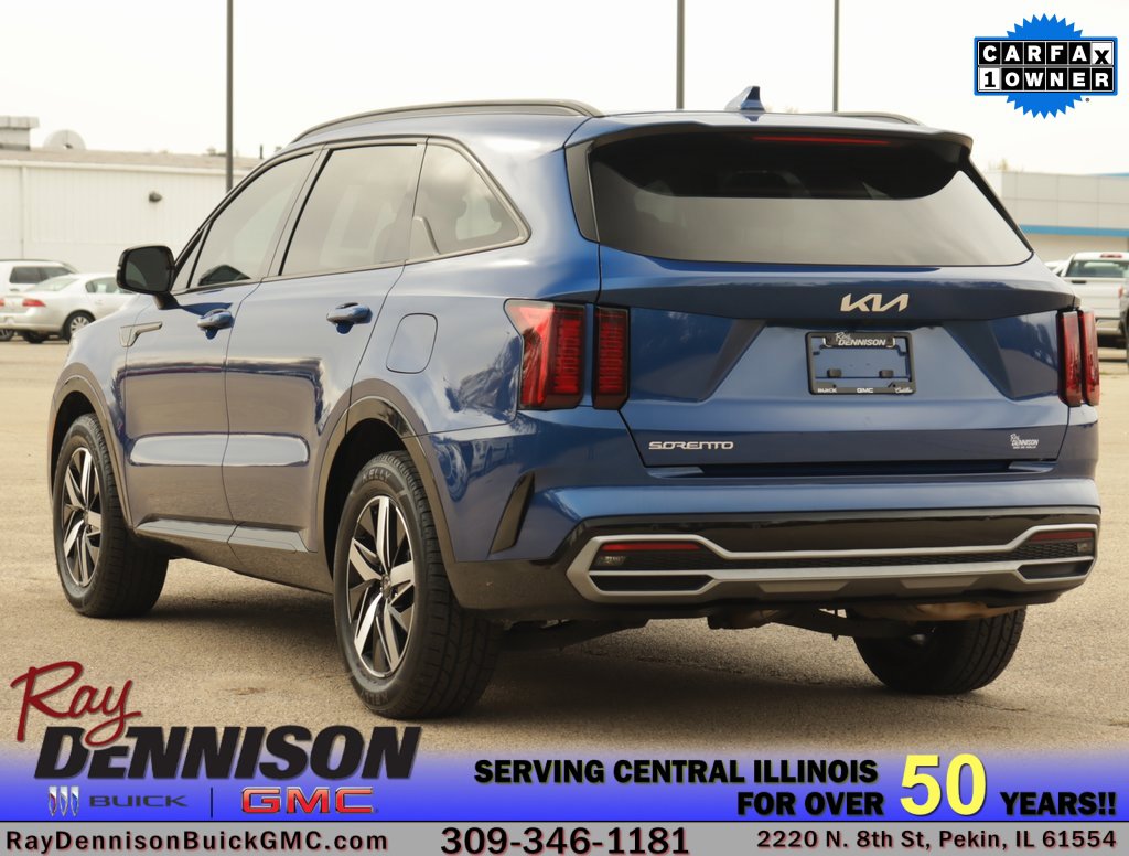 Used 2023 Kia Sorento S w/ Panoramic Sunroof Package image 5