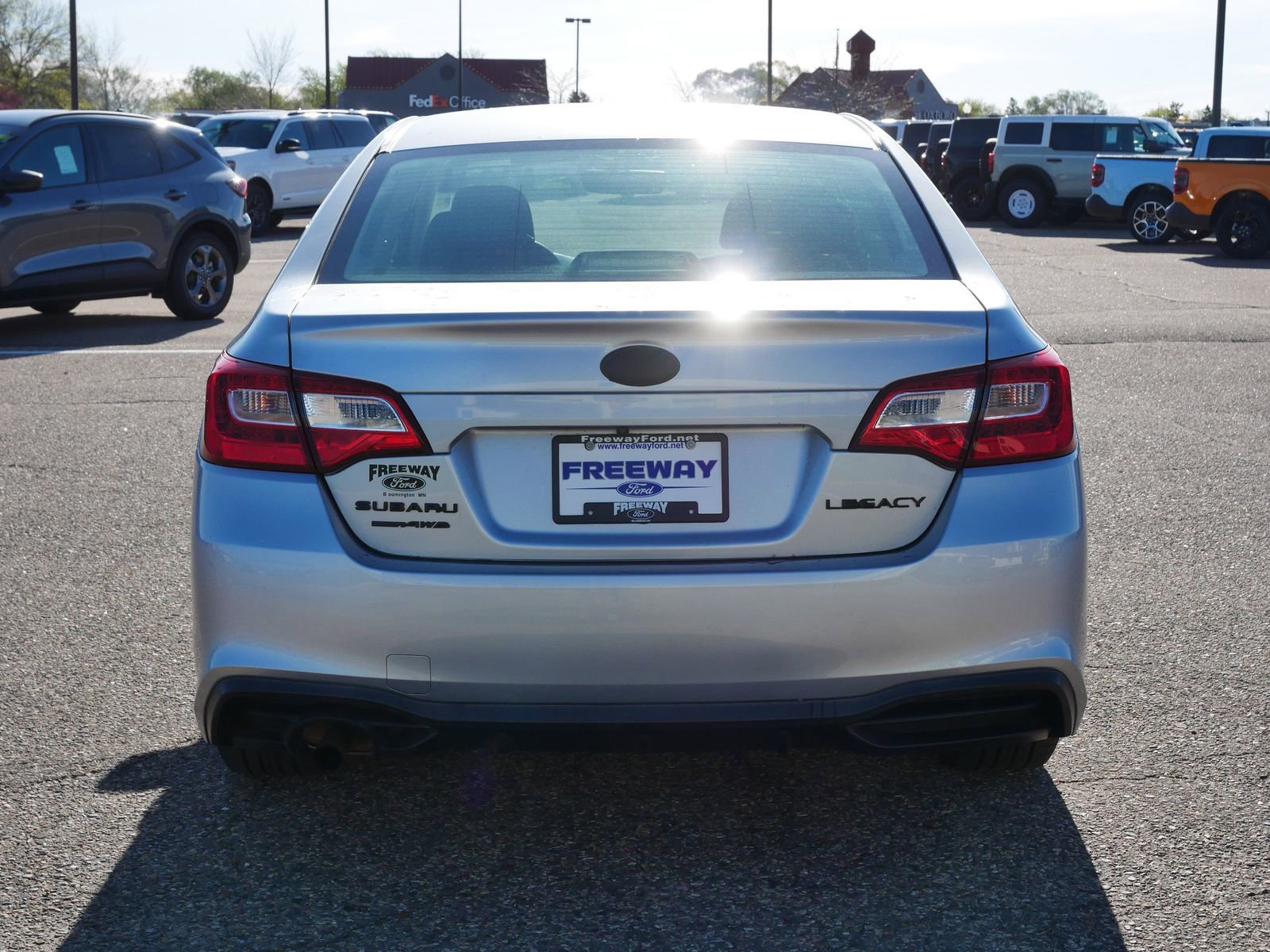 Used 2018 Subaru Legacy 2.5i w/ Popular Package #1 AWD/4WD image 4