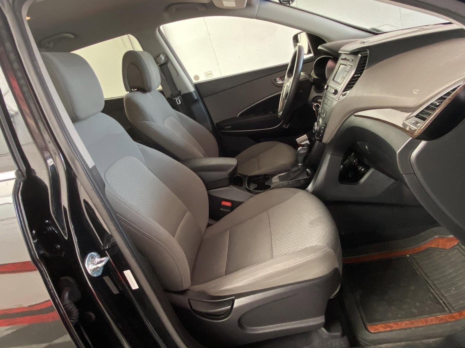 Used 2017 Hyundai Santa Fe Sport AWD/4WD image 9