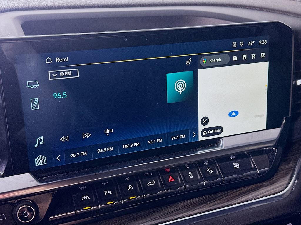 Used 2023 Chevrolet Silverado 1500 RST AWD/4WD image 29