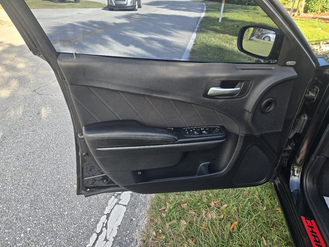 Used 2016 Dodge Charger R/T image 15