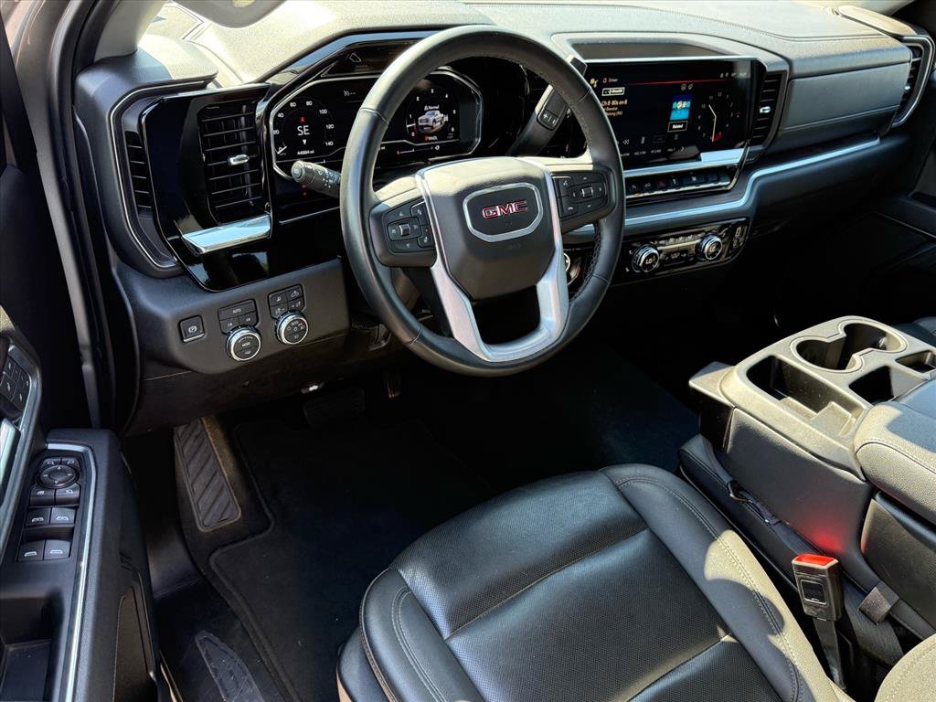 Certified 2025 GMC Sierra 1500 SLT AWD/4WD image 8