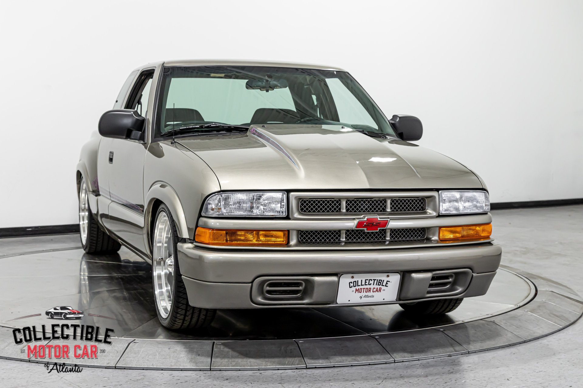 Used 2000 Chevrolet S10 Pickup LS w/ Preferred Equipment Group RWD image 25