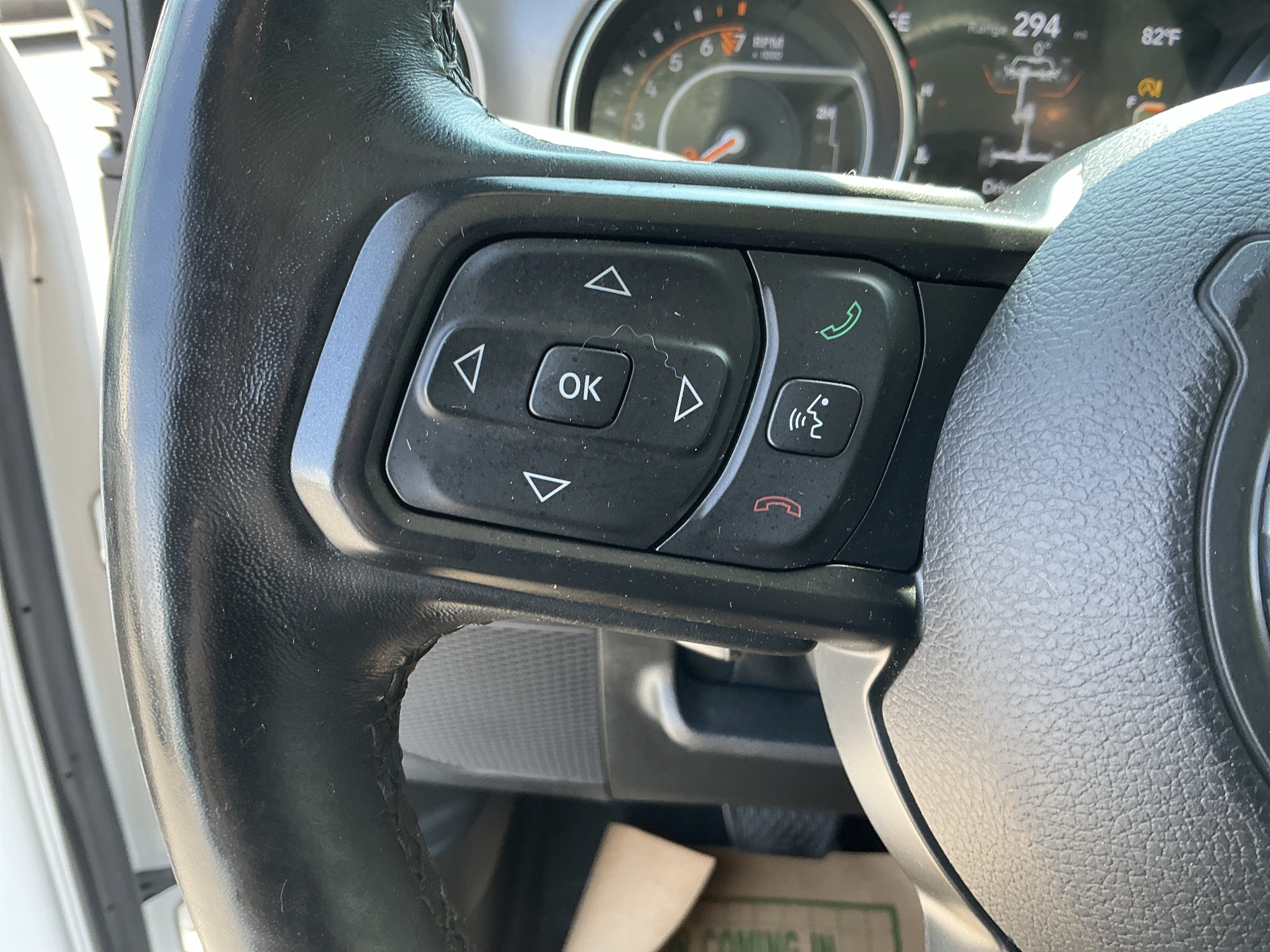 Used 2022 Jeep Gladiator Sport AWD/4WD image 17