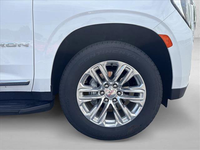 Used 2024 GMC Yukon SLT w/ SLT Luxury Package AWD/4WD image 26