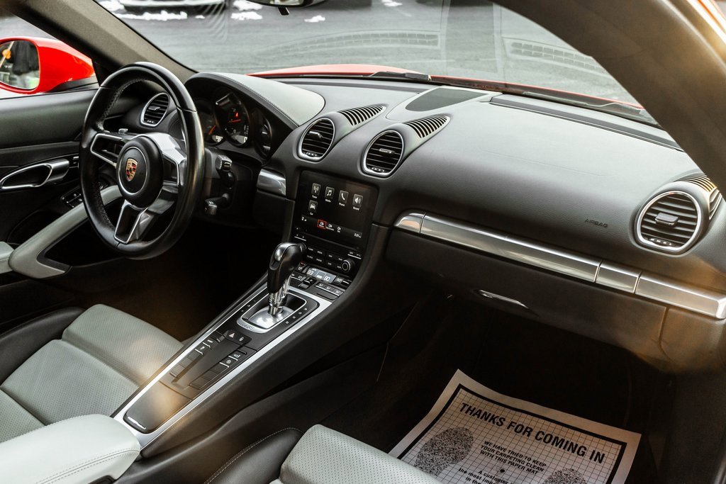 Used 2018 Porsche 718 Cayman image 12